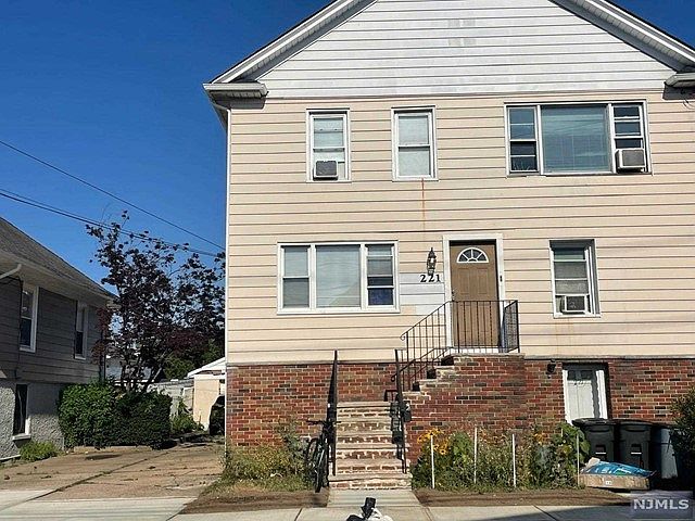 221 Huyler St, South Hackensack, NJ 07606 | Zillow