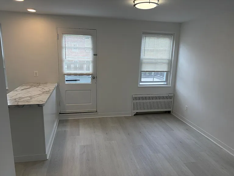 2704 Filbert Ave #2704F — Photo 8