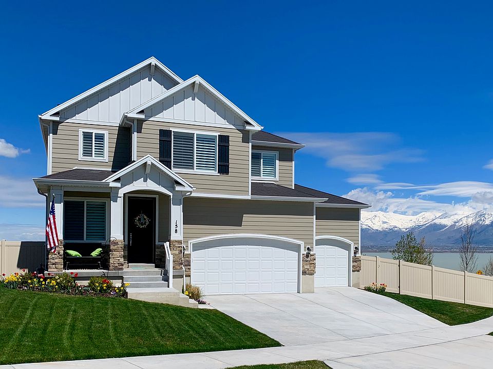 1st image of 158 W Ivy Ln