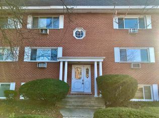 727 S Maple Ave APT 105, Oak Park, IL 60304