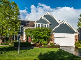2873 Davenport Dr, West Chicago, IL