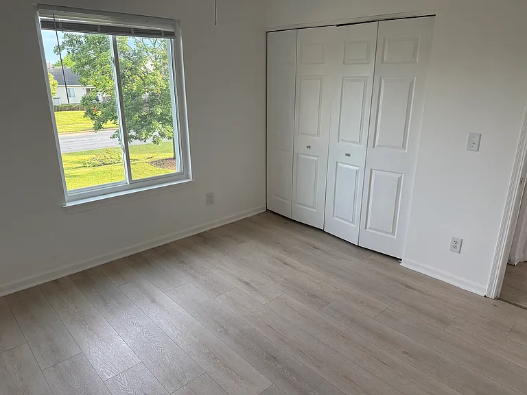 21423 Frost Ct — Photo 23