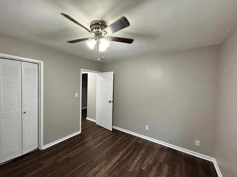 The Skye Apartments — Photo 13