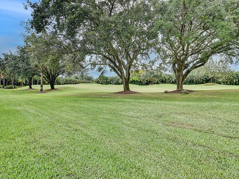 19550 Sawgrass Dr #2102 — Photo 25