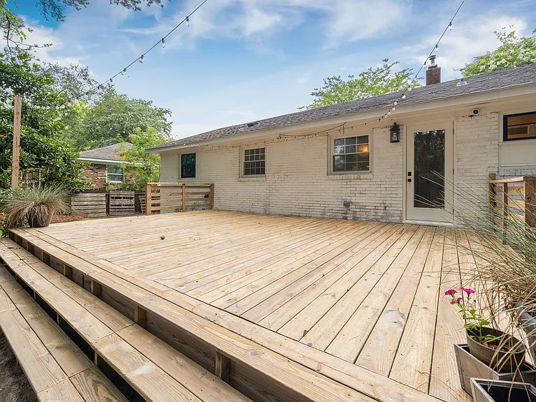 1215 Byron Rd — Photo 21