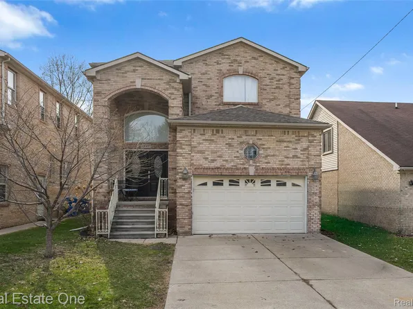 6067 N Vernon St, Dearborn Heights, MI 48127