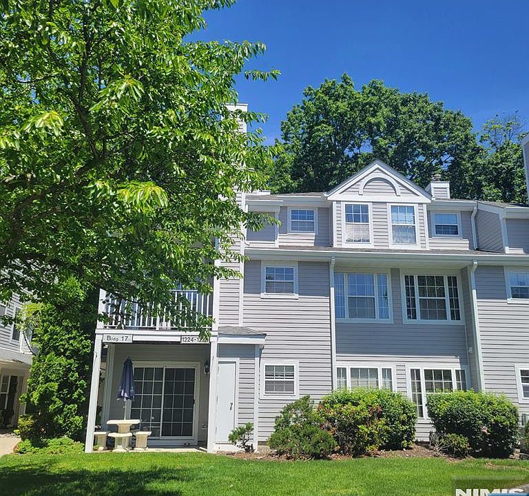 1st image of 1234 Richmond Road #1234