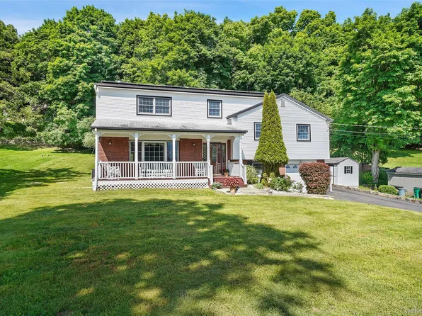 623 Cardinal Road, Cortlandt Manor, NY 10567