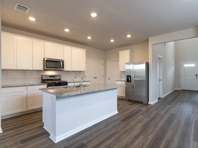 544 View Dr — Photo 5
