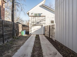 917 Vargas Rd #B, Austin, TX 78741