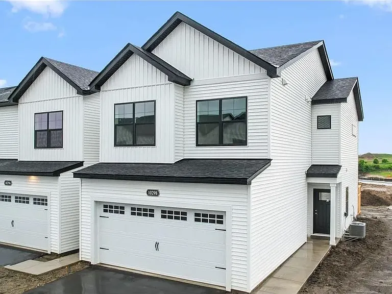 10298 Birchwood Cir — Photo 12