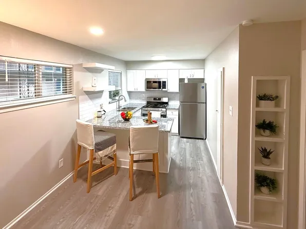 9733 Neuens Rd APT 25, Houston, TX 77080