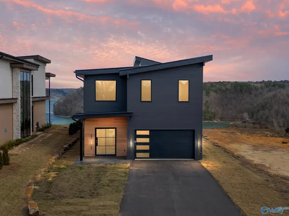 32 County Road 448, Crane Hill, AL 35053