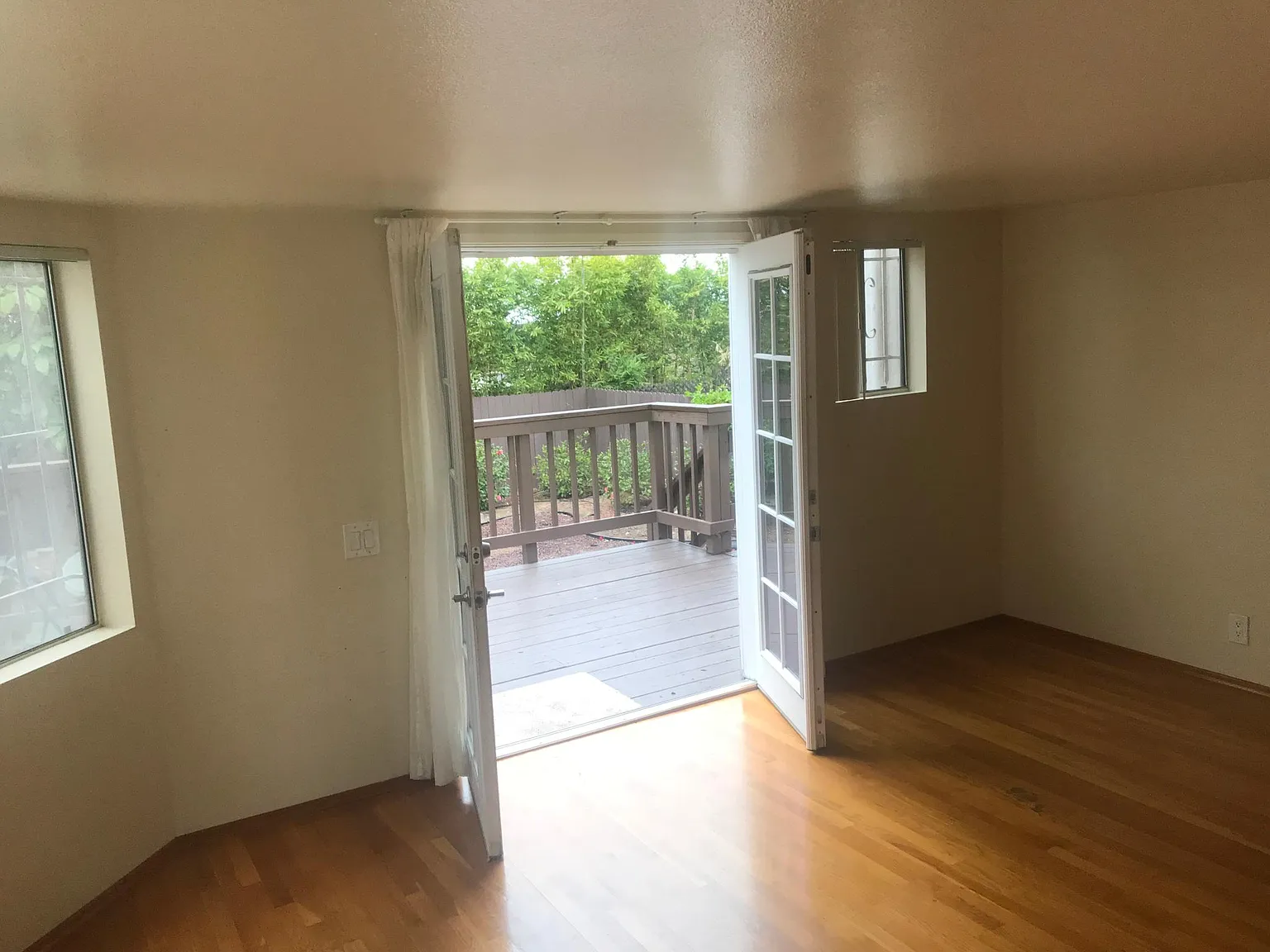 2 bed, 1200 sqft, $3,295 — Photo 1