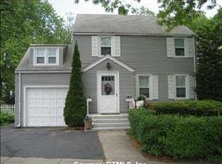 528 Freeman Ave, Stratford, CT 06614