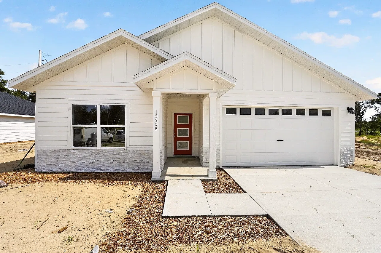 3 bed, 2.5 bath, 1777 sqft, $2,500 — Photo 1