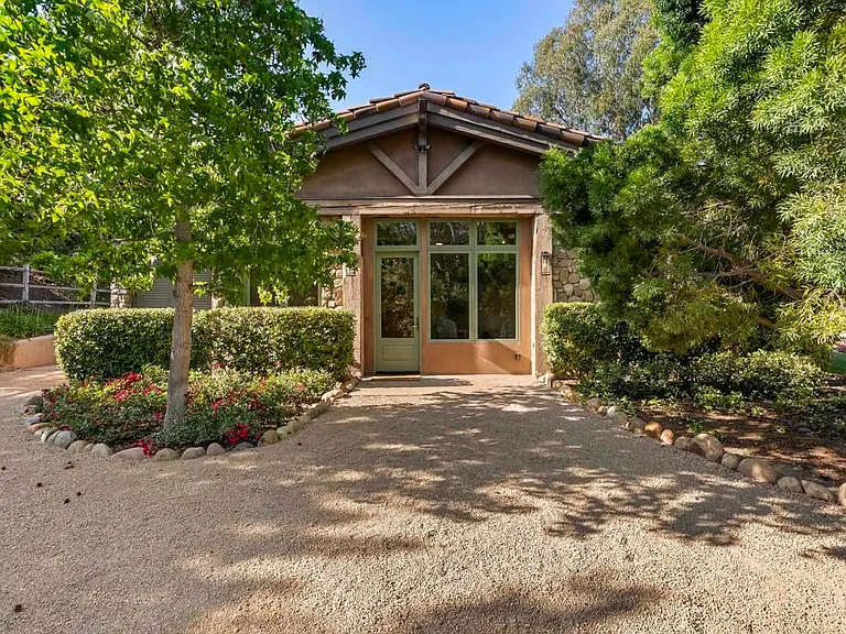 5330 San Elijo — Photo 3