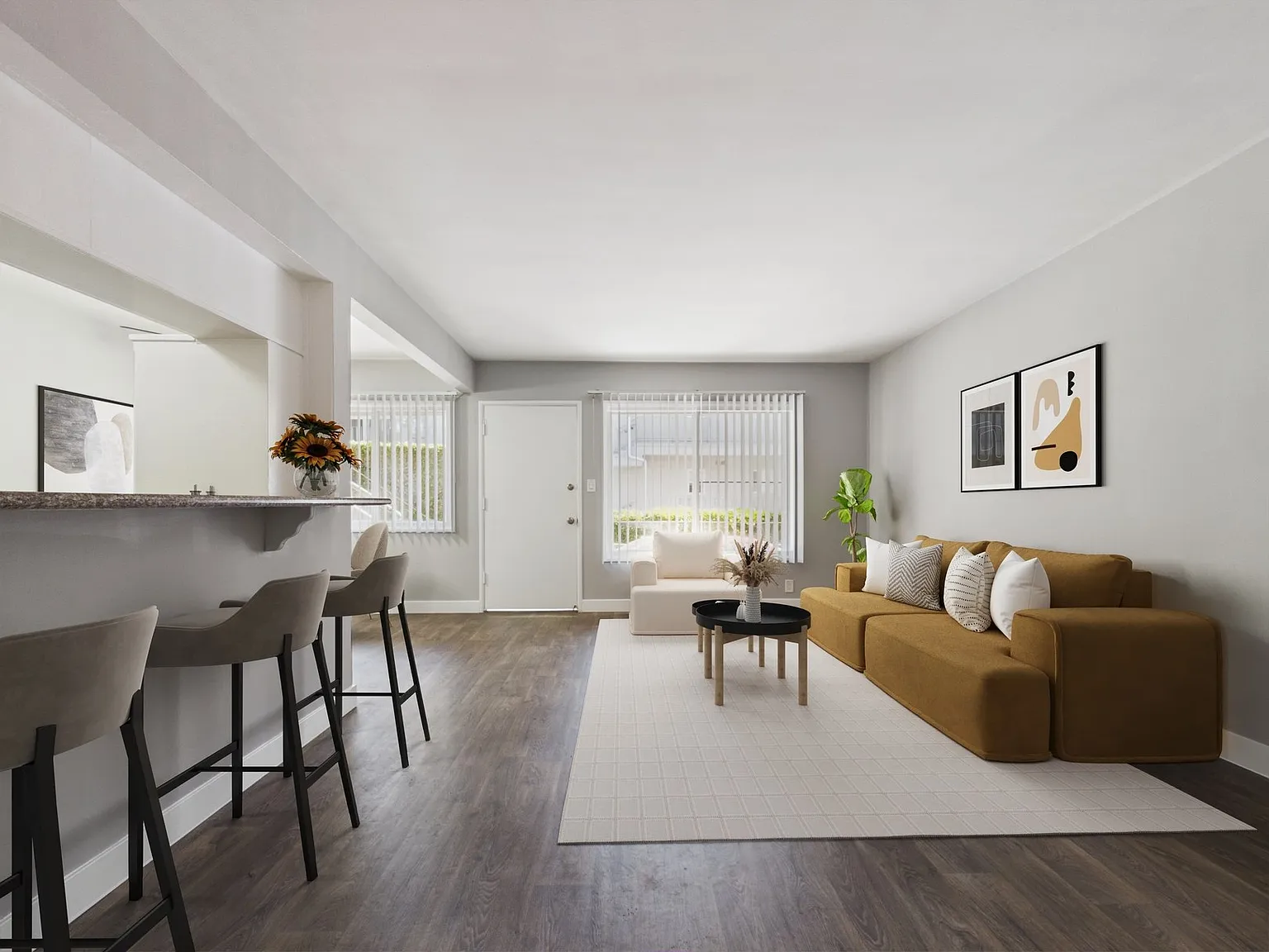 Overland Avenue Apartments — Photo 3