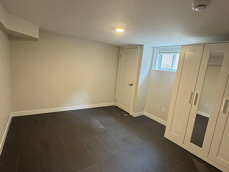 40 Bond St — Photo 10