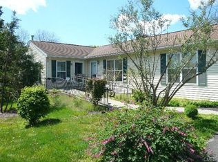 23 Durrell Dr, Fairfield, CT 06824