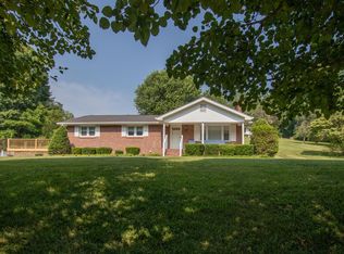 325 Farragut Rd, Bristol, TN 37620