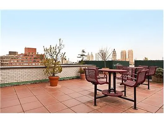 Rented by Douglas Elliman | media 17