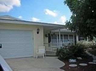 1607 Larchwood Dr, Venice, FL 34293