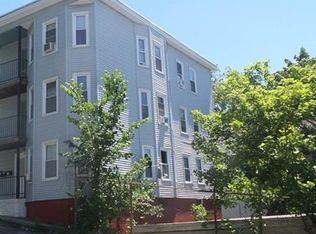 62 Elliot St, Worcester, MA 01605