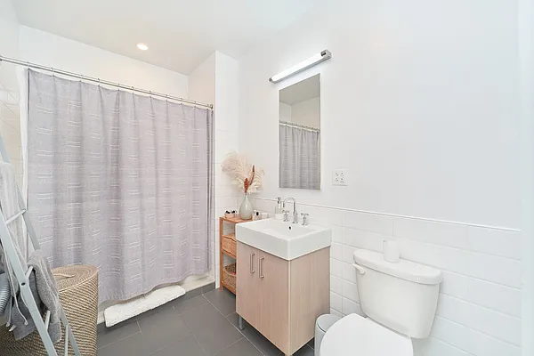 Rented by Living New York | media 10