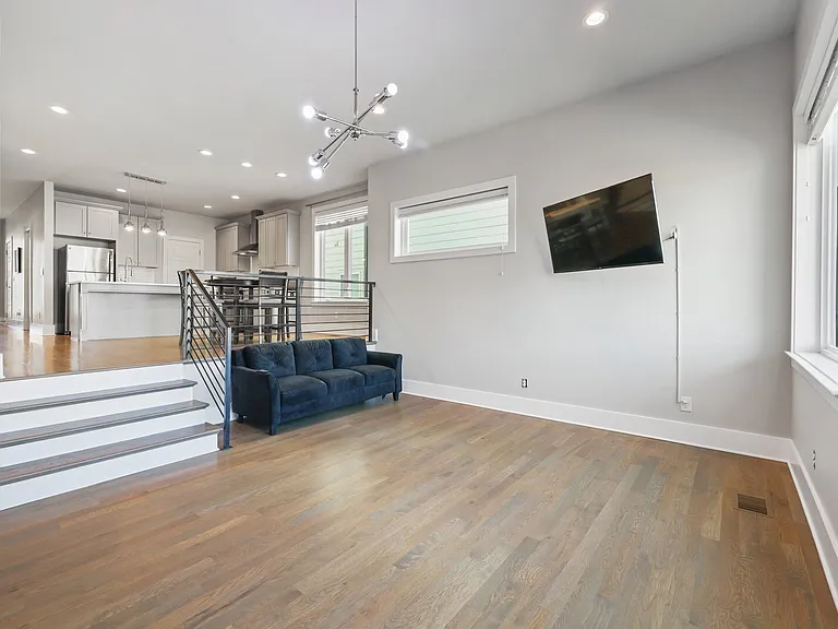 523B Weakley Ave — Photo 28