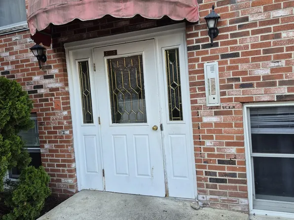 33-33A Jackson St #203, Lynn, MA 01902