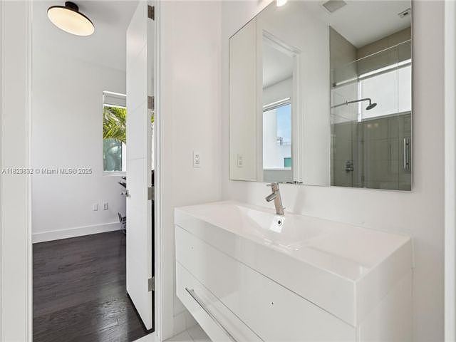 1st image of 10445 NW 68th Ter