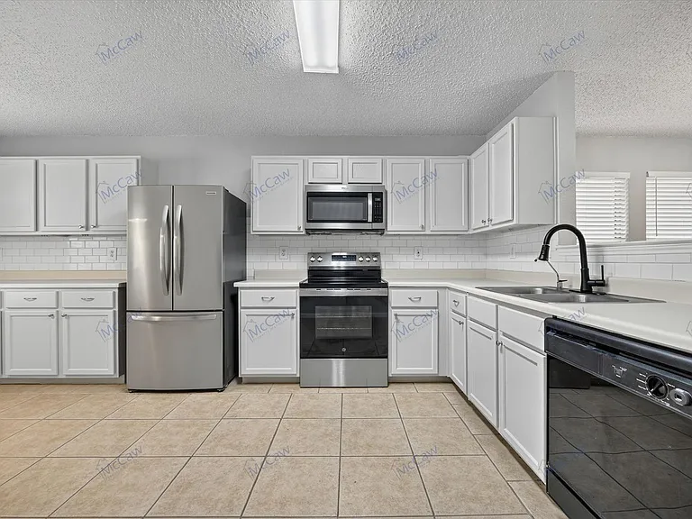 5408 Lansdowne Ave — Photo 10