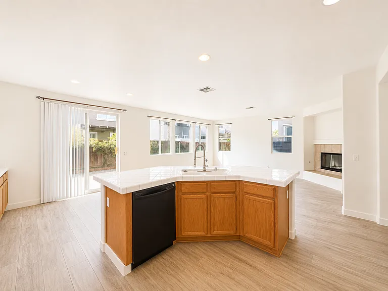 4420 Cloudywing Rd — Photo 8