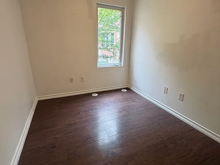 11 Ruttan St #126 — Photo 16