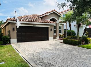 8469 Calabria Lakes Drive, Boynton Beach, FL 33473
