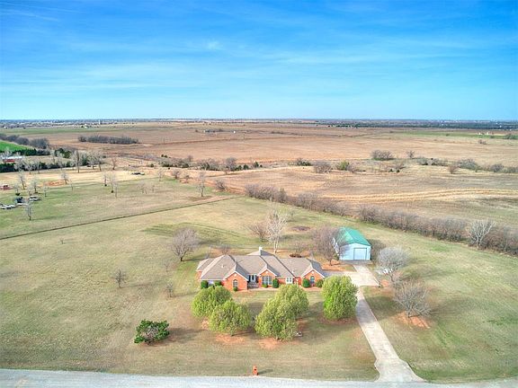 3rd image of 1201 Stable Rock Rd