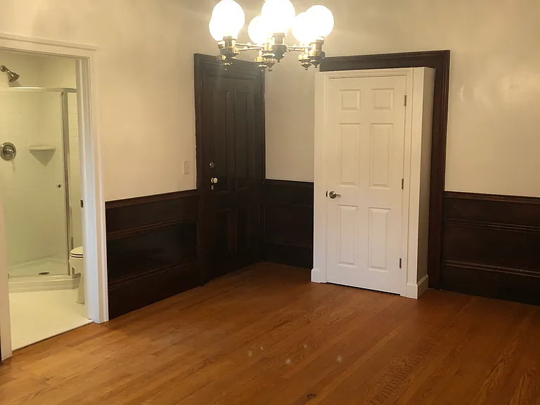 53 2nd St #4 — Photo 3