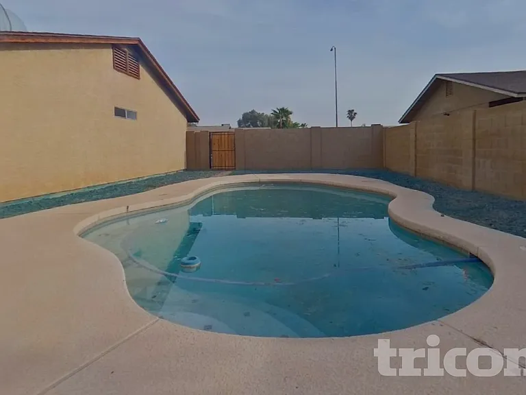 3413 E Dragoon Ave — Photo 14
