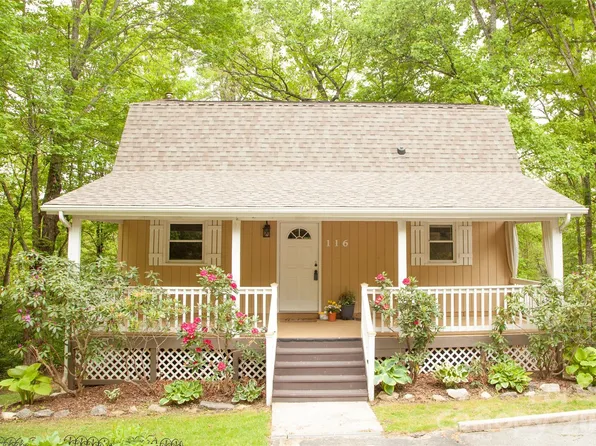 116 Vehorn Rd, Fairview, NC 28730