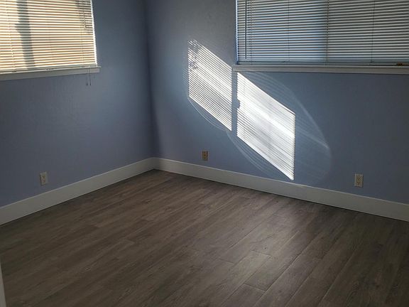 3rd image of 342 Main St #5
