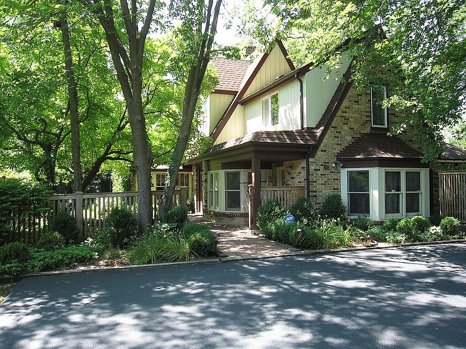 1st image of 1420 Lincoln Pl
