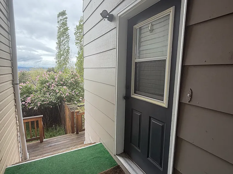 1802 Kimberly Dr #B — Photo 9
