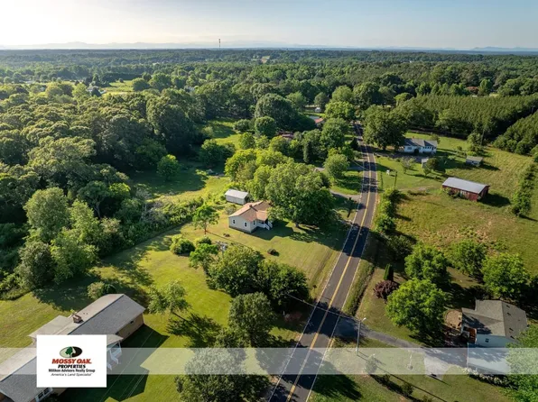 499 Island Creek Rd, Cowpens, SC 29330