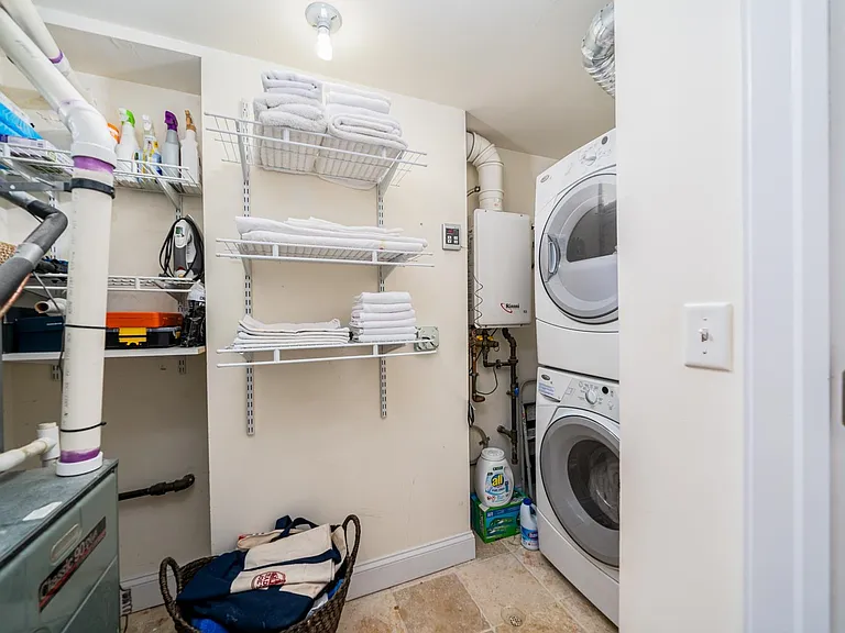 510 Park Ave #3 — Photo 22