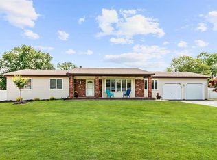 5 Pamela St, Marlboro, NJ 07746