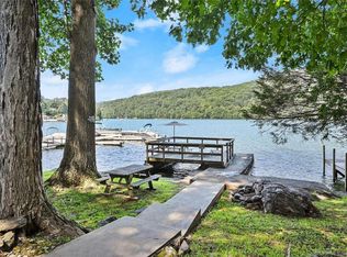 20 Musnug Rd, Danbury, CT 06811