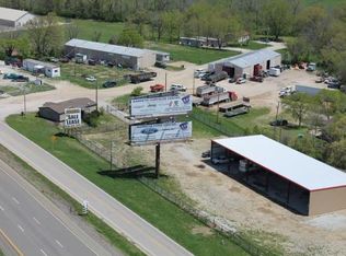 1200 S Outer Rd, Saint Clair, MO 63077