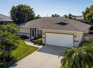 212 Bermuda Rd, Marco Island, FL 34145