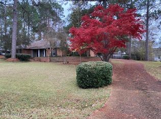 23 Redbud Ln, Madison, MS 39110